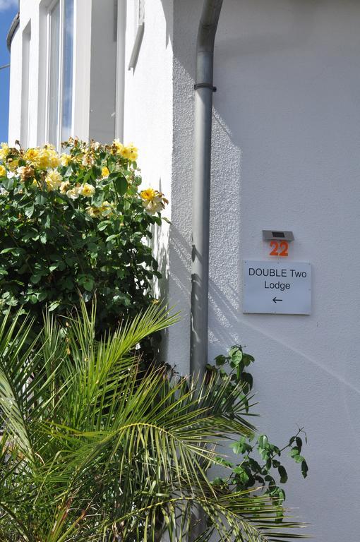 Double Two Lodge คัปเพล-กราเฟินเฮาเซน ภายนอก รูปภาพ